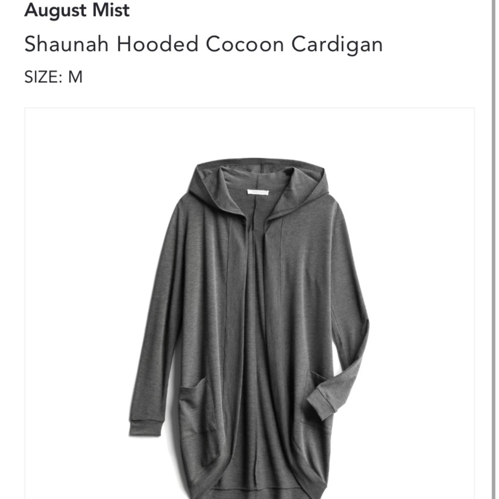 Hooded flowy cardigan. Super size M